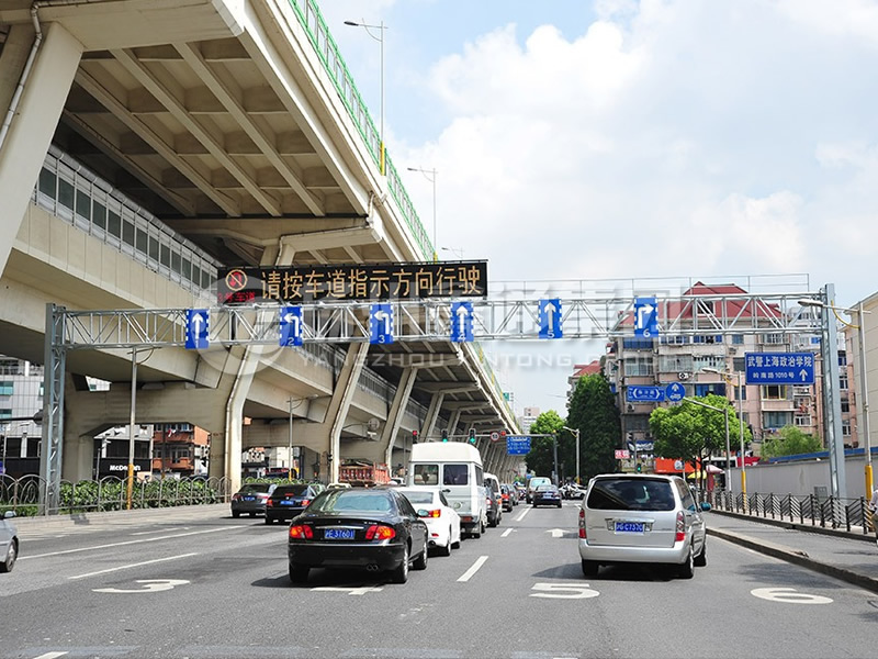LMJ-034，車(chē)道標志牌龍門(mén)架
