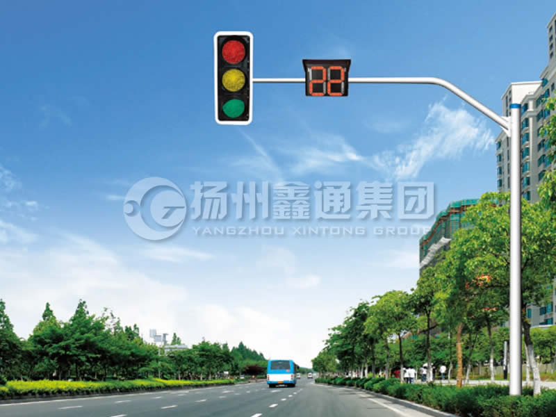 XHDG-010，彎臂信號燈桿，臨沂信號燈桿